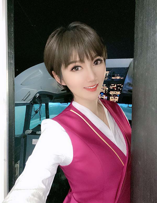 温哥华商务模特微信