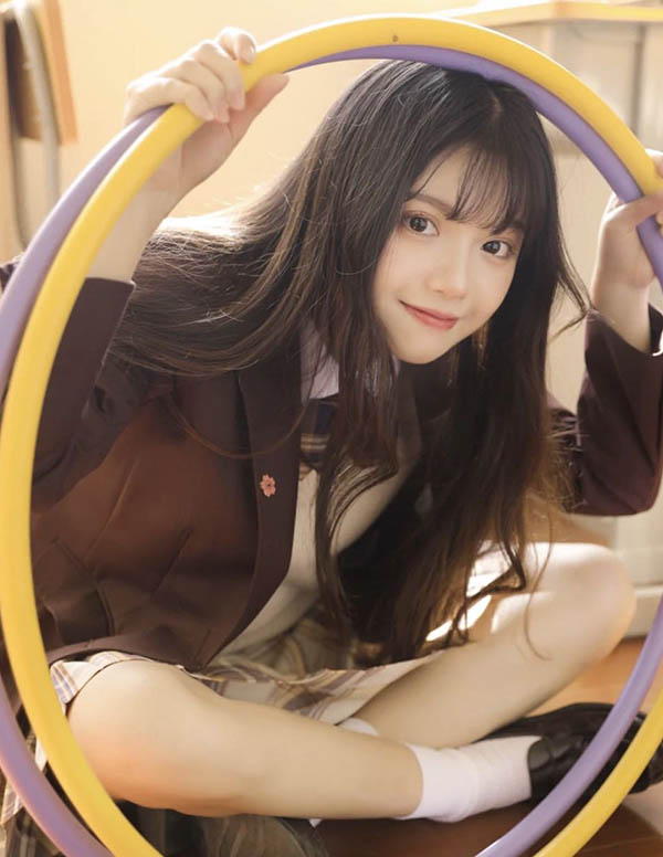 波士顿外围女大学生